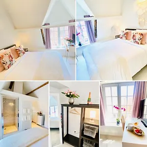 The Flower Bed and breakfast